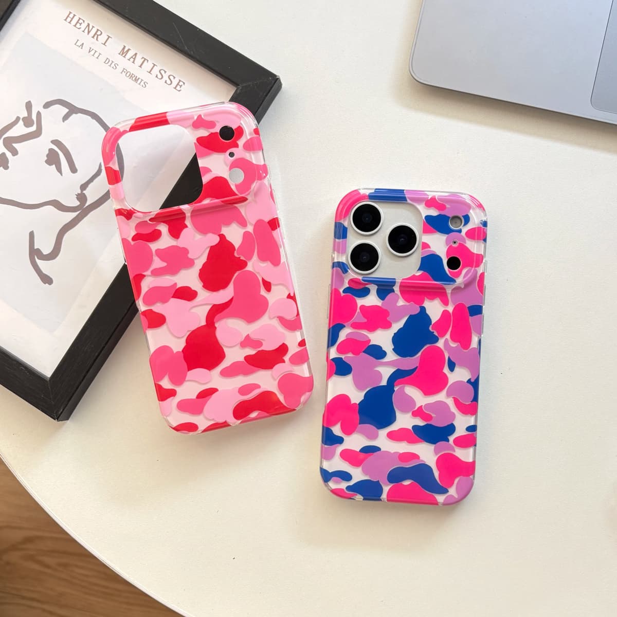 Fashionable Bright Four-Color Camouflage Pattern Glossy Protective Phone Case Suitable for iPhone 17 Pro 13 16 15 14 Pro Max — view 2