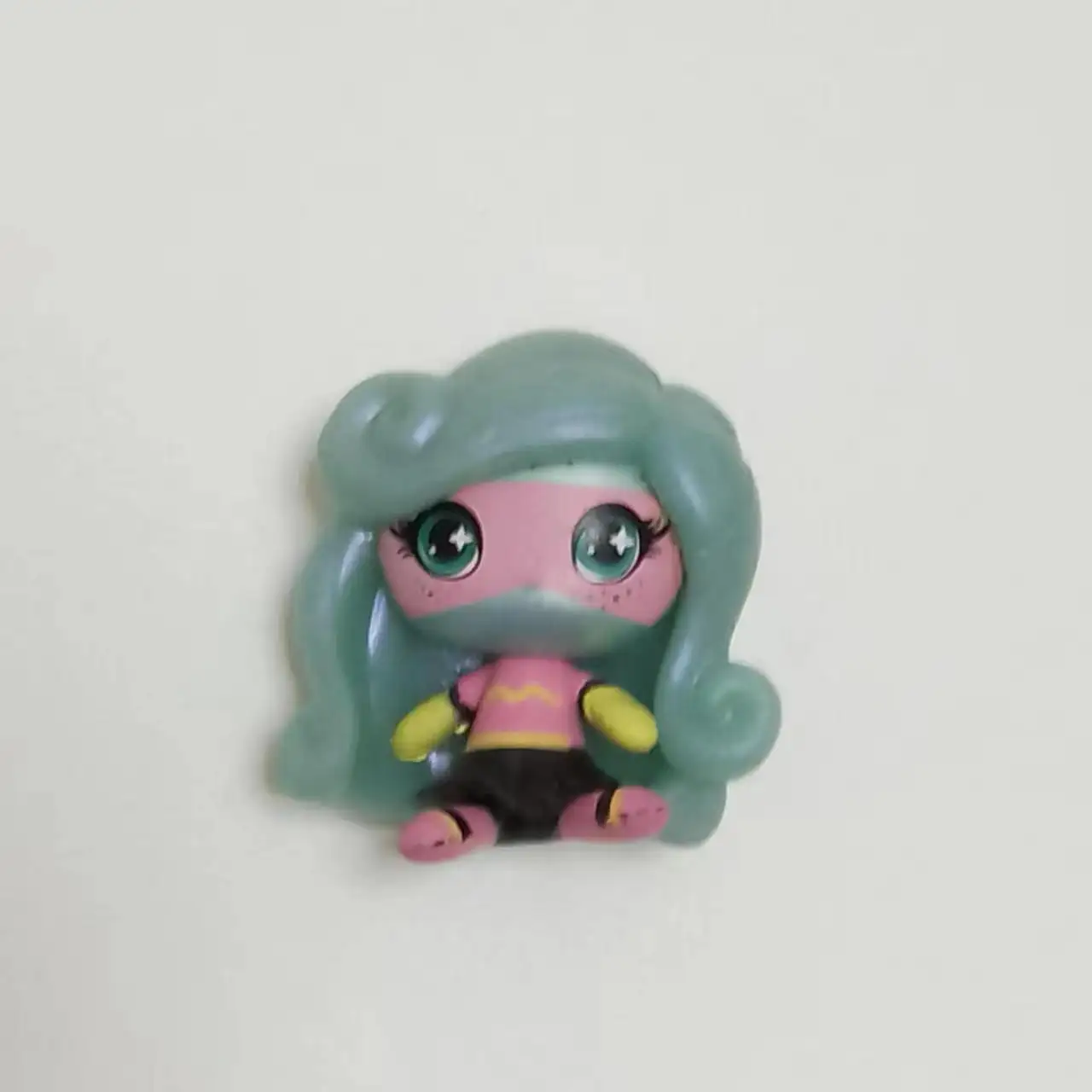 Original Monster High Minis Anime Action Figures Doll Draculaura Frankie Stein Clawdeen Wolf 3-4cm Model Limited Collection Toys — view 3