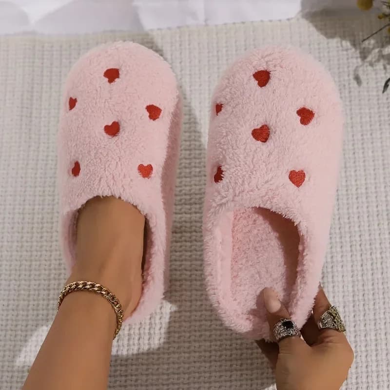 Winter Women's Heart-Shaped Slippers Love Mute Soft Sole Shoes Indoor Comfortable Cute Silent Carpet Light Living Room — view 4