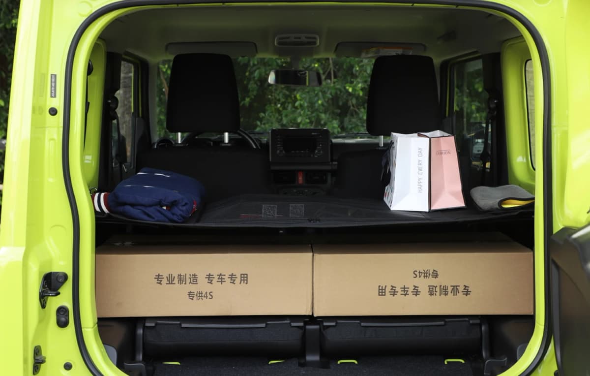 Car Rear Trunk Curtain Cover Storage Bag Net Organizer for Suzuki Jimny JB64 JB74 2019-2026 Stowing Tidying Interior Accessories — view 4