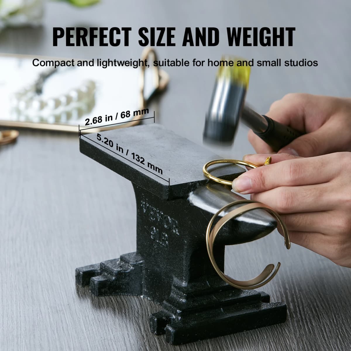 SucceBuy Single Horn Anvil Cast Steel Anvil High Hardness Rugged Round Horn Anvil Blacksmith Stable Base and Compact Design — view 5