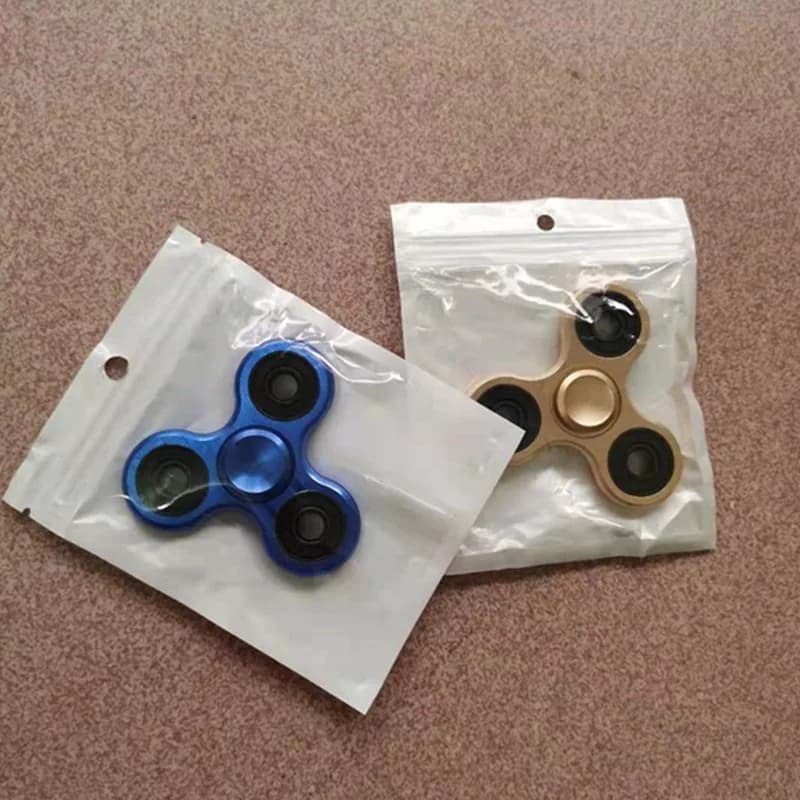 70mm Triangle Finger Aluminum Alloy Metal Spinner No Box R188 Bearing Turn for 3-4 Minutes Child Toys Decompression Toy Spinner — view 6