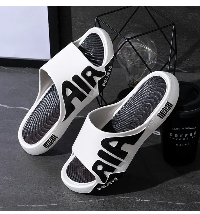 Street trendy slippers for men, summer Korean version, thick sole, exposed toe sandals for men, soft and comfortable indoors — view 2
