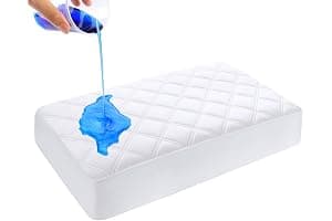 Yoofoss Travel Cot Mattress Protector Waterproof 65 x 95 cm Fitted Breathable & Comfortable Quilted Toddler Mattress Protector White