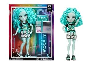 RAINBOW HIGH Shadow High Serie 3 - Berrie - Muñeca de Moda Verde - Traje de Moda y más de 10 Coloridos Accesorios de Juego - Ideal para niños de 4 a 12 años y coleccionistas