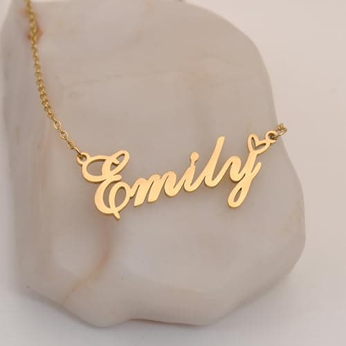 Aoloshow Peyton Name Necklace Heart Charm Pendant 18k Gold Plated Stainless Steel Jewelry for Womens Graduation — view 4