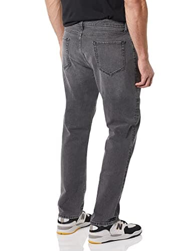 Amazon Essentials Men's Athletic-Fit Stretch Jean, Washed Grey, 34W x 32L