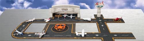 Hot Wings F-18 Jet (Black & Yellow) with Connectible Runway — view 4