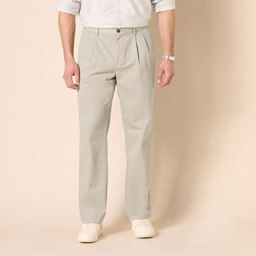 Amazon Essentials Men's Classic-Fit Wrinkle-Resistant Pleated Chino Pant, Khaki, 38W x 30L — view 5