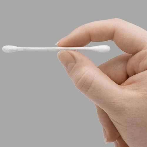Amazon Basics Double-Tipped Cotton Swabs for Personal Hygiene and Baby Care, Cotton, Versatile, Baby Safe, 500 Count — view 3