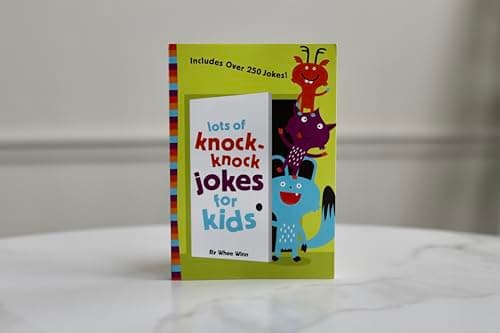 Lots of Knock-Knock Jokes for Kids: A Funny, Laugh Out Loud Busy Book for Children with Over 250 Jokes, Riddles, Tongue Twisters, and Puns — view 3