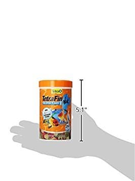 TetraFin Plus Goldfish Flakes 2.2 Ounces, Balanced Diet, With Algae To Promote Health — view 2