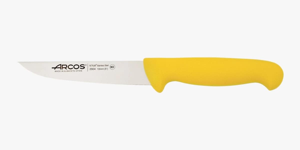 Arcos Serie 2900 - Cuchillo Santoku con Alveolos - Hoja de Acero Inoxidable Nitrum de 180 mm - Mango inyectado en Polipropileno Color Rojo — view 43