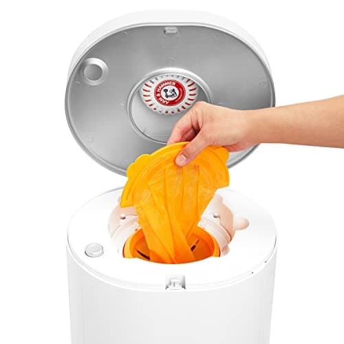 Munchkin® Arm & Hammer Diaper Pail Snap, Seal & Toss™ Refill Bags, Holds up to 180 Newborn Diapers, 6 Pack — view 4