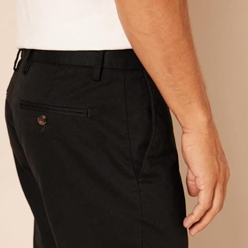 Amazon Essentials Men's Slim-Fit Wrinkle-Resistant Flat-Front Chino Pant, Black, 32W x 34L — view 4
