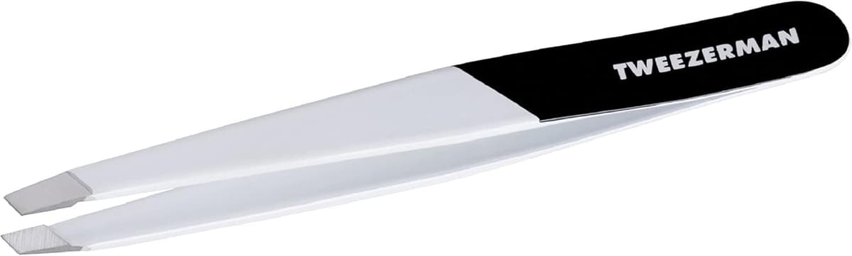 Tweezerman Slant Tweezer, Full Size, Professional Stainless Steel Precision Tweezers for Facial Hair and Eyebrows, (Pack of 1) — view 4