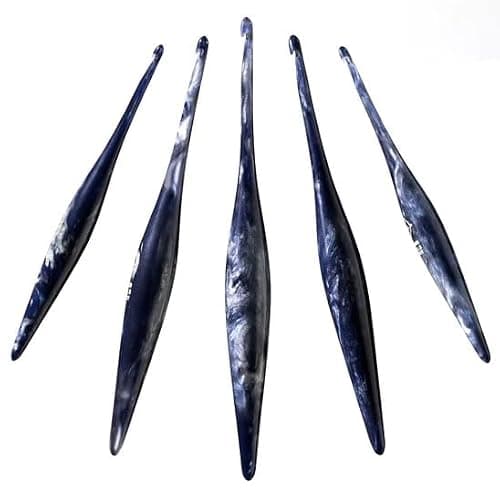 Furls Crochet Hook, Pisces Streamline Zodiac, Ergonomic Handle Crochet Hooks 7" (Streamline - Pisces, M - 8.00MM) — view 3