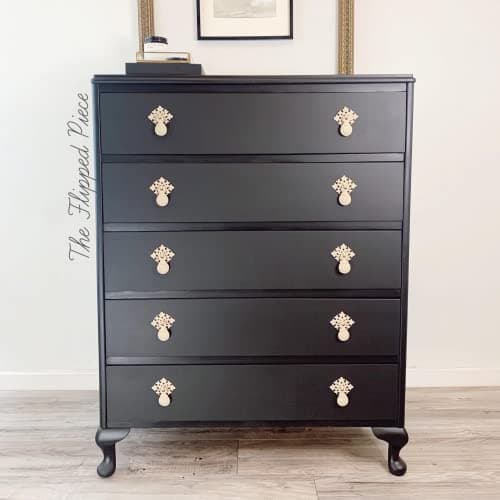 Dixie Belle Paint Company Chalk Finish Furniture Paint - Caviar (16oz) - Matte Black Chic Chalk Mineral DIY Furniture Paint — view 6