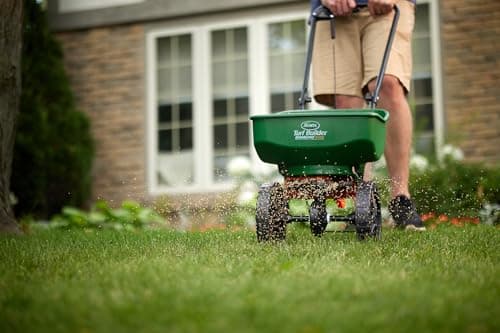 Scotts Turf Builder Grass Seed All Purpose Mix, 5kg (1,230 sq Meters / 13,239 sq feet Coverage) | Sun & Shade Formula to overseed or to Grow a new Thick, Lawn — view 3