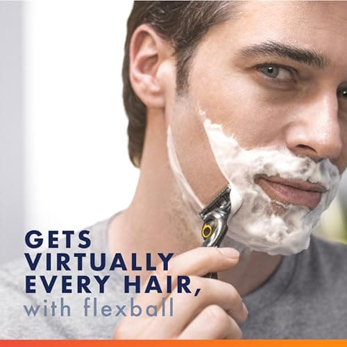 Gillette ProGlide Shield Razor Refills for Men, 4 Blade Refills — view 2