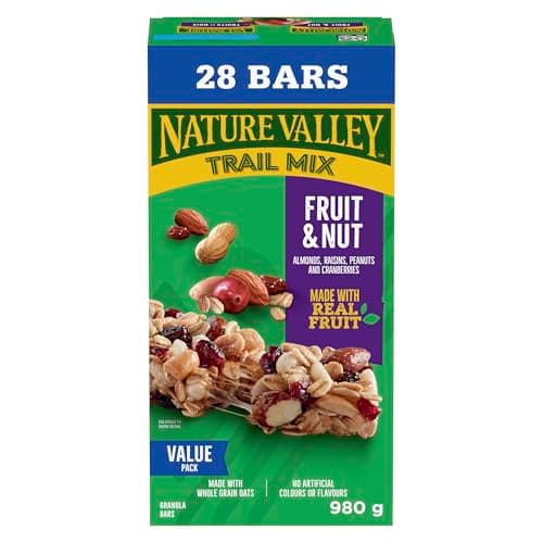 NATURE VALLEY - VALUE PACK SIZE - Fruit and Nut, Almonds, Raisins, Peanuts, Cranberries Granola Bars, Pack of 28 Bars, 980 Grams Package, Whole Grains, No Artificial Colours, No Artificial Flavours — view 8