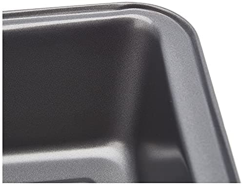 Amazon Basics Nonstick Rectangular Baking Bread Loaf Pan, 9.5 x 5 Inch, Set of 2, Gray — view 3
