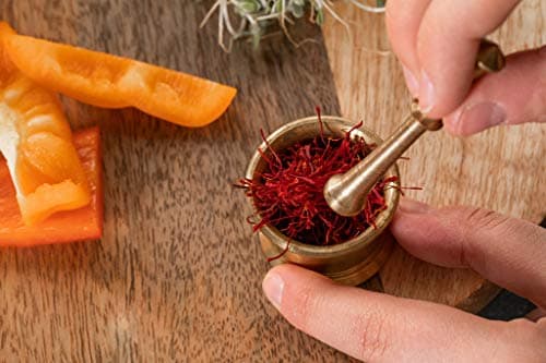 Zaffrus - Certified Organic Saffron Threads for Cooking Saffron Rice, Paella, Risotto, Soup, Desserts & Tea. (1 gram / .035 oz) — view 2