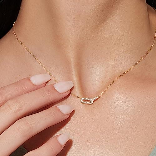 Freekiss Gold Pendant Necklace for Women: Dainty Diamond Necklaces Simple 14K Gold Plated Paperclip Pendant Choker Necklaces Cute CZ Open Oval Necklace Trendy Gold Jewelry for Women