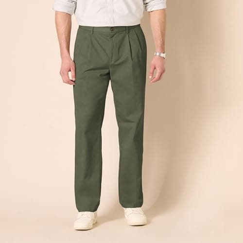 Amazon Essentials Men's Classic-Fit Wrinkle-Resistant Pleated Chino Pant, Olive, 40W x 30L — view 5