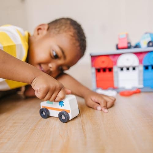 Melissa & Doug Toy Keys and Cars Wooden Rescue Vehicles and Garage (7 pcs) Toddler Pull Back Toys, Toy Garage for Kids Ages 3+ — view 7
