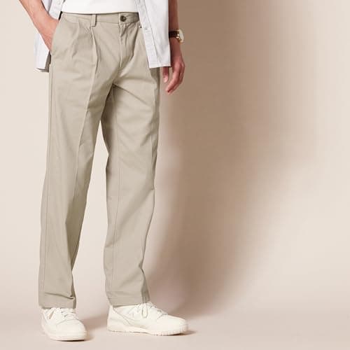 Amazon Essentials Men's Classic-Fit Wrinkle-Resistant Pleated Chino Pant, Khaki, 38W x 30L — view 2