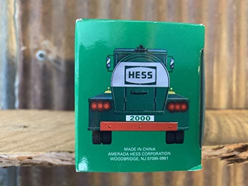 2000 Miniature Hess First Truck — view 3