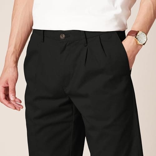 Amazon Essentials Men's Classic-Fit Wrinkle-Resistant Pleated Chino Pant, True Black, 36W x 30L — view 3
