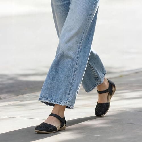 Rihero Women's Comfortable Closed Toe Flat Sandals Black Hollow Size 8 — view 2