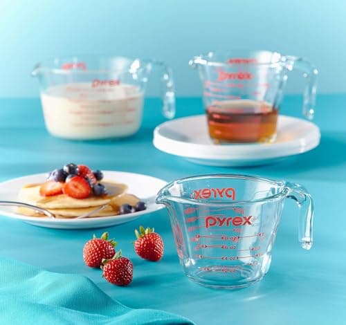 Pyrex Essentials (3-Pack) Glass Measuring Cups Set, (1, 2 & 4 Cup) Measuring Cups For Prepping, Baking and Cooking, Preheated Oven, Dishwasher, Freezer, and Microwave Safe — view 6