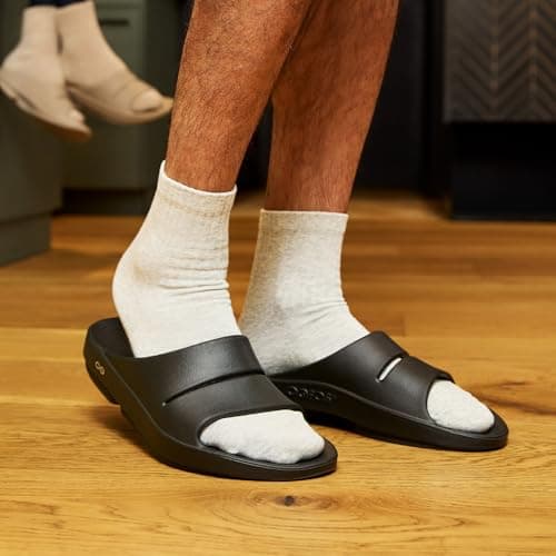 OOFOS OOahh Recovery Slide, Black - Women’s Size 12, Men’s Size 10 — view 2