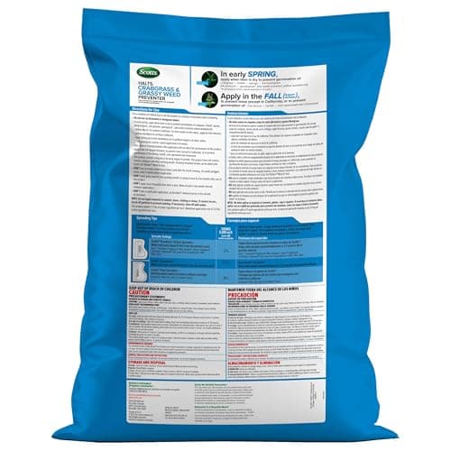 Scotts Halts Crabgrass & Grassy Weed Preventer - Crabgrass Preventer, Pre Emergent Weed Control for Lawns, Prevents Chickweed & More, Treats up to 5,000 sq. ft., 10.06 lb. — view 2