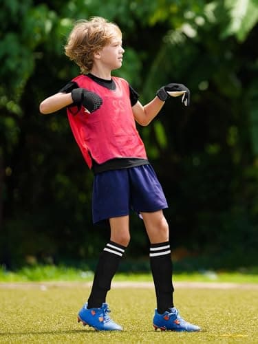 Hryrbay Kids Soccer Shin Guards and Socks Toddler Soccer Shin Pads Protective Defender Gear for Boys Girls Ages 3-15 Great for Training, Matches, Inspired by the World Cup Black S — view 5