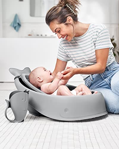 Skip Hop Baby Bath Rinse Cup, Moby Tear-free Waterfall Rinser, Grey — view 4