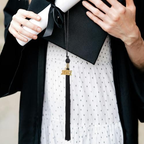 MAGICLULU 10pcs 2026 Graduation Tassels with Gold Year Charm, Black Academic Hat Fringe for Ceremony, Polyester Cap Accessories for High School College University — view 2