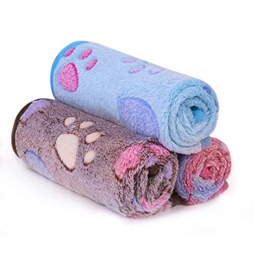 LeapSheep Pet Blankets for Dogs Cats - 3Pack Heart Pattern Super Soft Fluffy Dog Blankets for Small Medium Large Doggy Kitten (Heart, Small) — view 6
