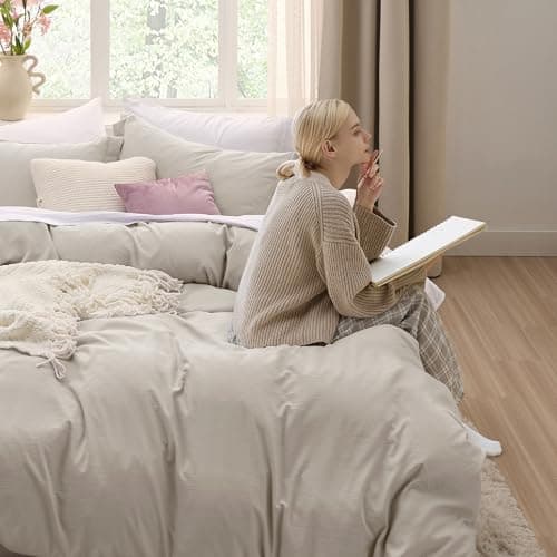 Bedsure Duvet Cover King Size - 3 Pieces Prewashed Cotton-Like Extra Soft Bedding Set, Includes 1 Duvet Cover 104x90 Inches with Zipper Closure & 2 Pillow Shams, Linen, Comforter Not Included — view 3