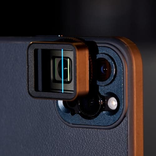Shiftcam | LensUltra 1.33x Anamorphic Lens - 1.33x Magnification, 113° Angle - Transform Mobile Footage, Captivating Widescreen Ratio, Cinematic Lens Flare, Surreal Perspectives, Premium Design — view 3