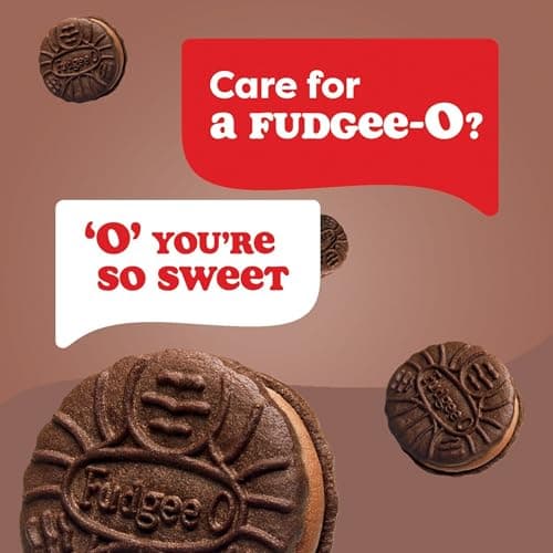 Fudgee-O Chocolatey Creme Filled Sandwich Cookies, 303 g, Baked in Canada — view 3
