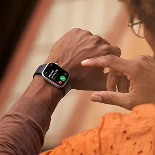 Apple Watch Series 8 [GPS, 45mm] - Midnight Aluminum Case with Midnight Sport Band, M/L (Renewed) — view 3