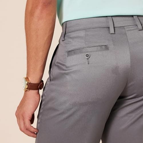 Amazon Essentials Men's Straight-Fit All-Day Stretch Golf Pant, Gray, 40W x 32L — view 3