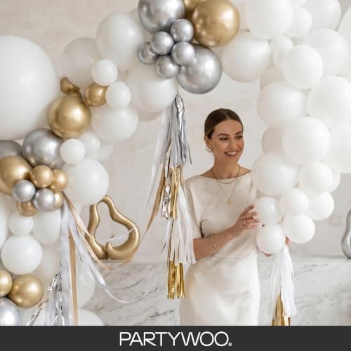 PartyWoo White Balloons 100 pcs 12 Inch Latex Helium Pastel White Balloons for Wedding Baby Shower Birthday Bridal Shower Graduation Engagement Princess Anniversary Party Decorations White-Y13 — view 8