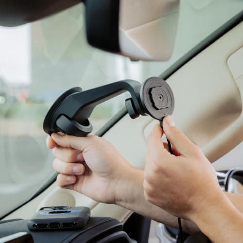 Quad Lock Windscreen/Dashboard Suction Car Mount Phone Holder