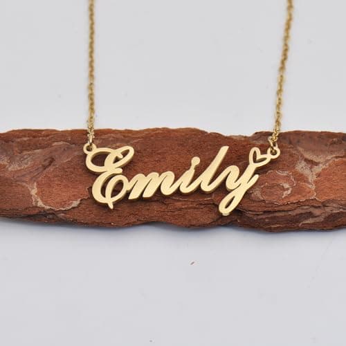 Aoloshow Peyton Name Necklace Heart Charm Pendant 18k Gold Plated Stainless Steel Jewelry for Womens Graduation — view 2