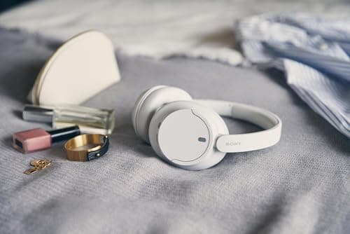 Sony WH-CH720N Noise Canceling Wireless Headphones Bluetooth Over The Ear Headset with Microphone and Alexa Built-in, White New — view 7
